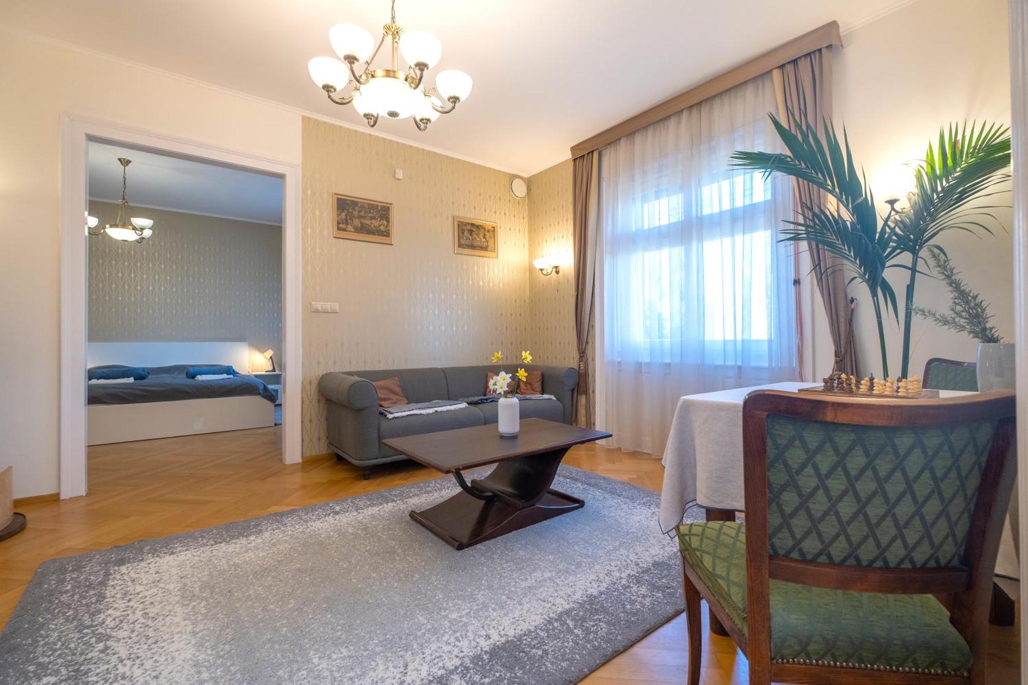 Giovanni'S Airport House Budapest Bagian luar foto